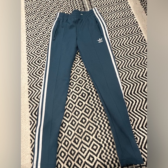 Adidas Originals Cuffed Pants - Picture 1 of 5